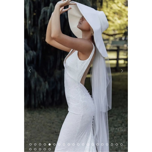 Grace Loves Lace ‘ River’ wedding dress NEVER WORN! - Picture 4 of 12